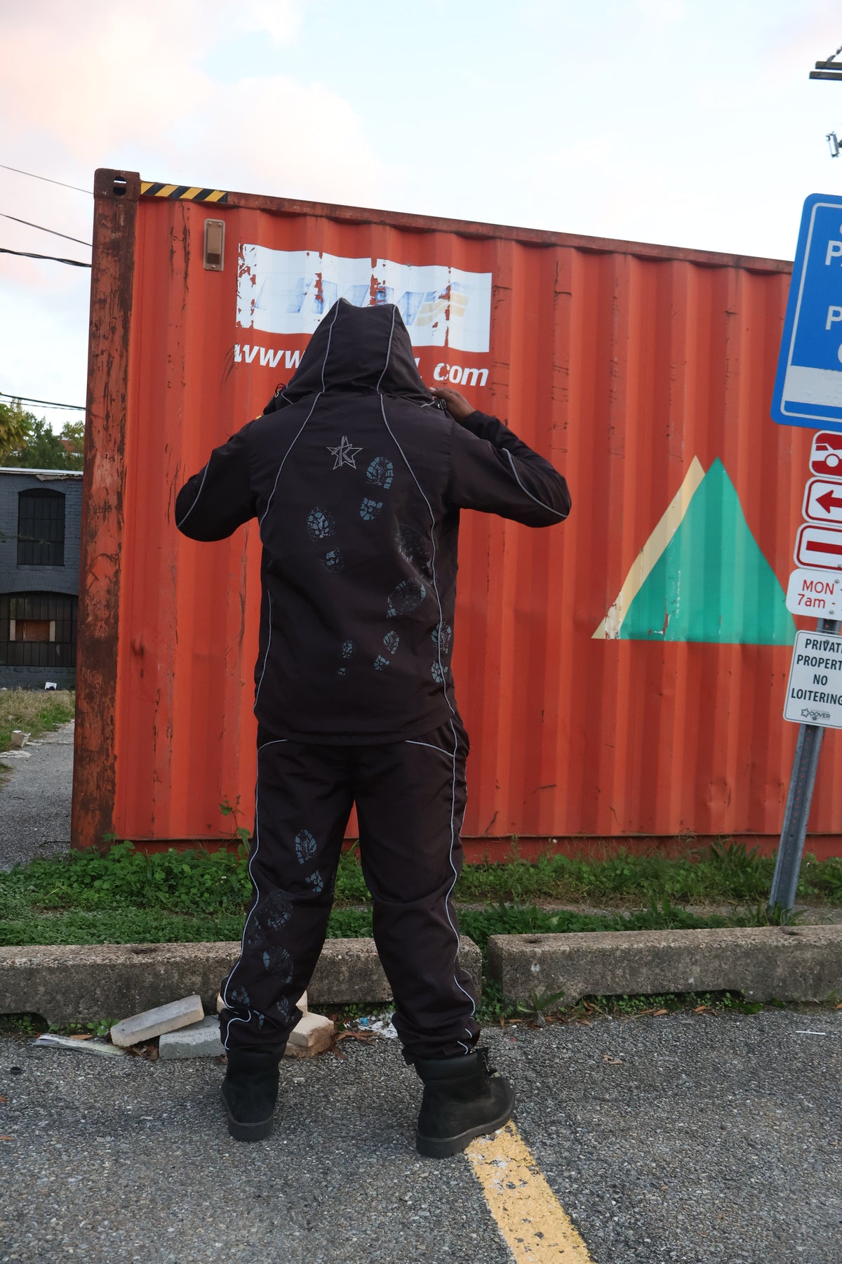 Blackout Windbreaker Pants